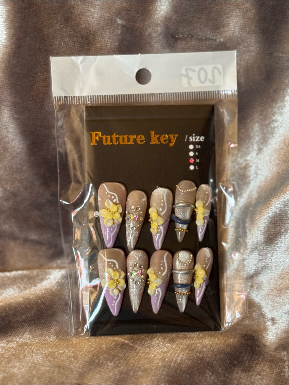 💅#584- Lavender & Taupe Cat-Eye Floral & Bling y2k Handmade Nails Stilletto 3.0